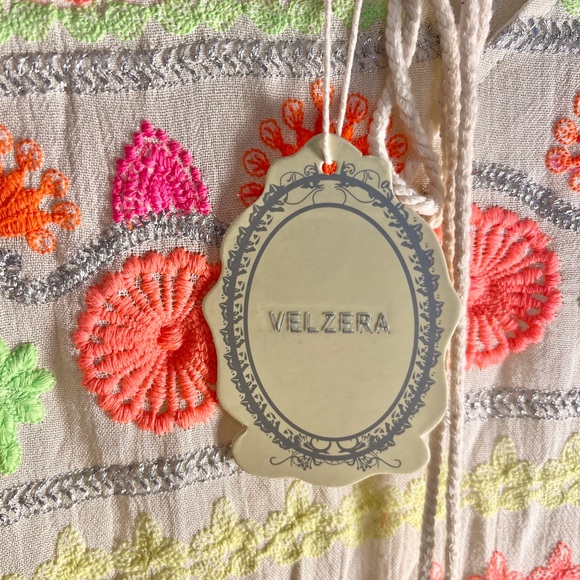 Boho Creme Embroidery top/blouse, casual wear, pair with jeans blouse - Picture 7 of 10